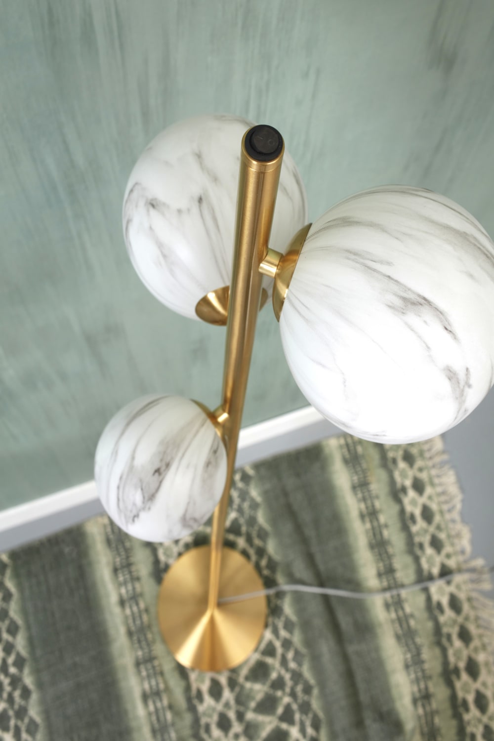 Lampadaire verre couleur doré ø30cm — vue 4