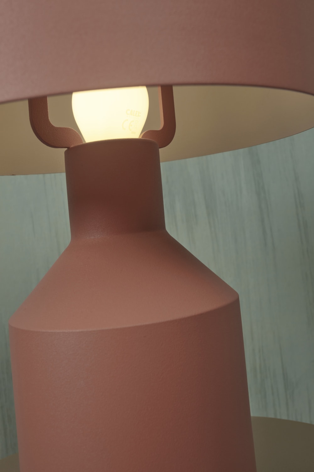 Lampe de table métal orange ø25cm — vue 4