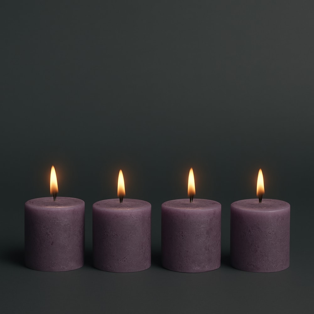 Set de 4 bougies cylindriques violette foncé h5 - Maisons du Monde