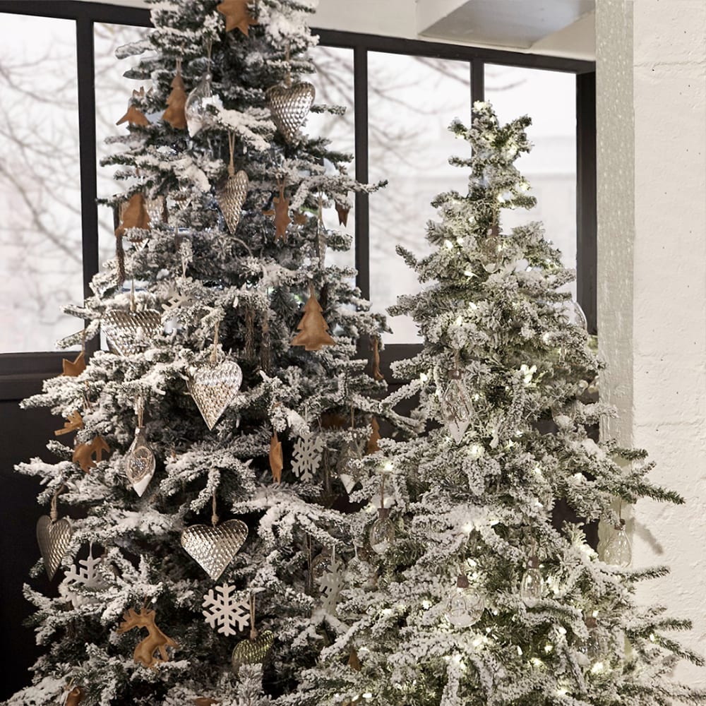Dekorative Herz-Aufhängung aus Aluminium D9, Silber - Maisons Du
