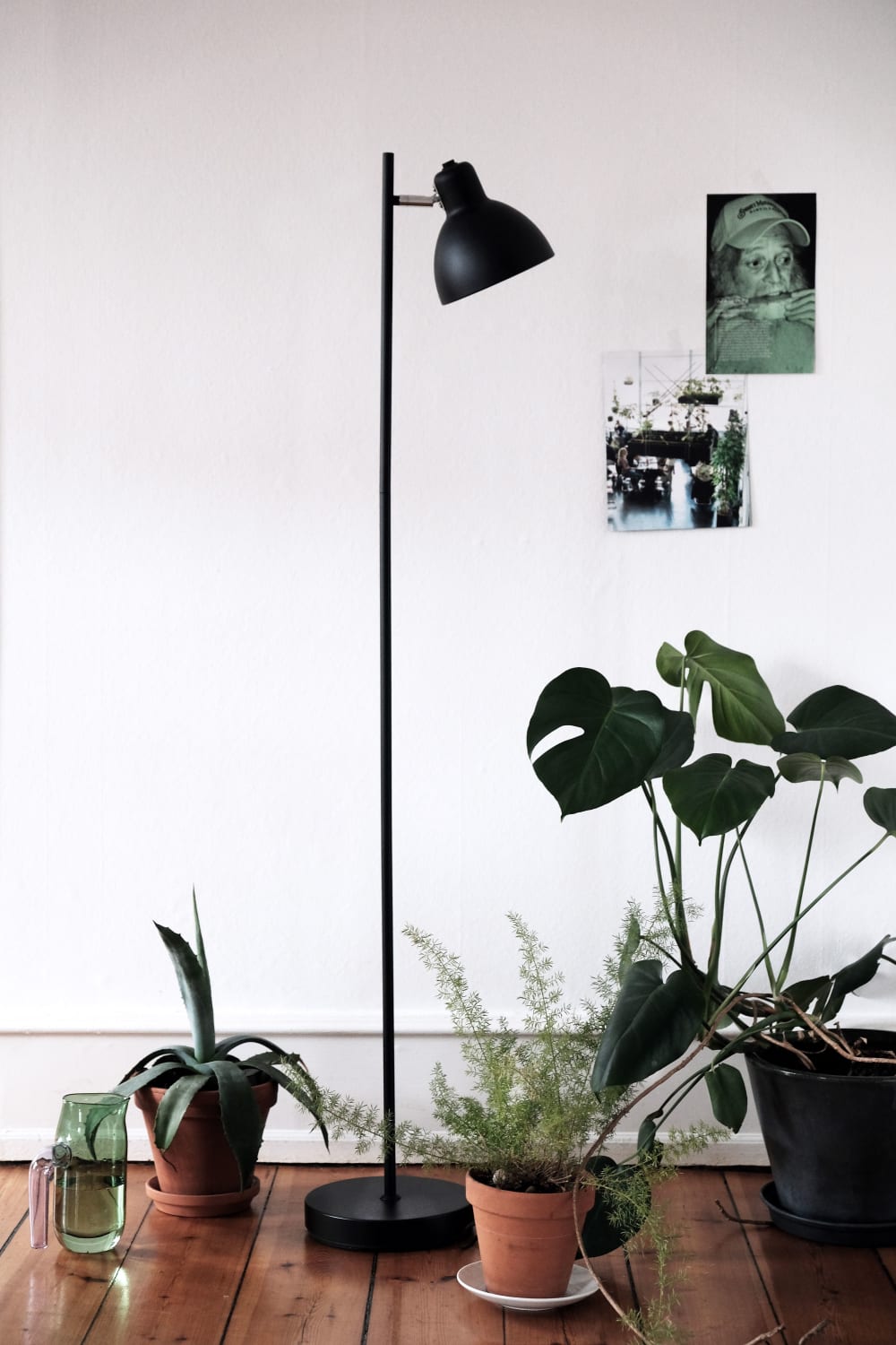 Lampadaire en métal noir mat et chrome