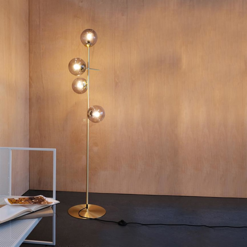 Dyberg Larsen Stehleuchte aus Rauchglas h 160 cm d 34 cm, messing style modern Gold
