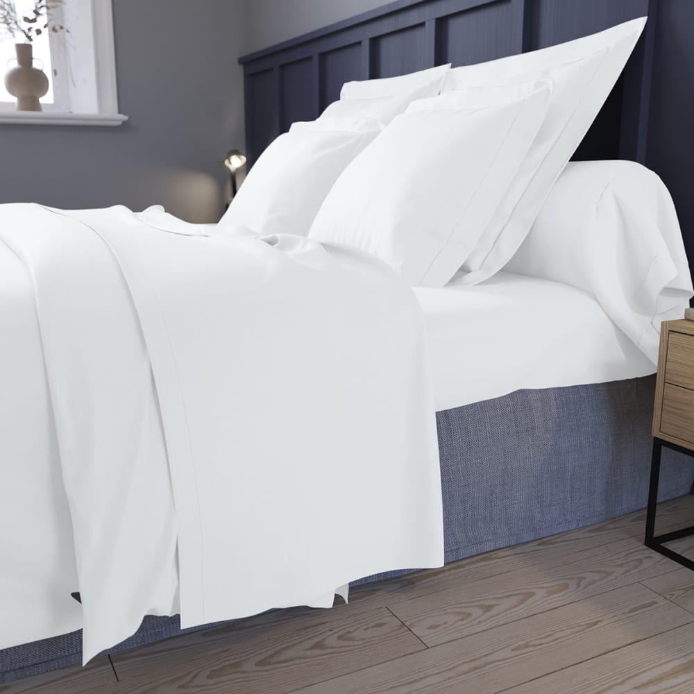 Drap housse   satin de coton coloris blanc 140x200 cm - Maisons du Monde