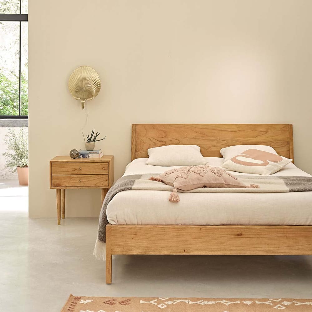 BERAH GETAH Bett aus massivem Mindy 160 cm, mit Lattenrost style modern Beige Holz
