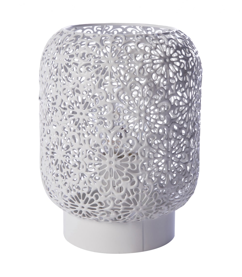 en+metal+blanc,+h.+20+cm