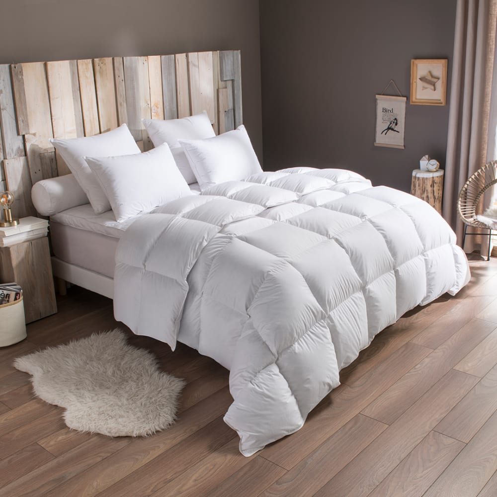 Pack duvet couette chaude + oreiller -50% duvet de canard 200x200 cm - Maisons du Monde
