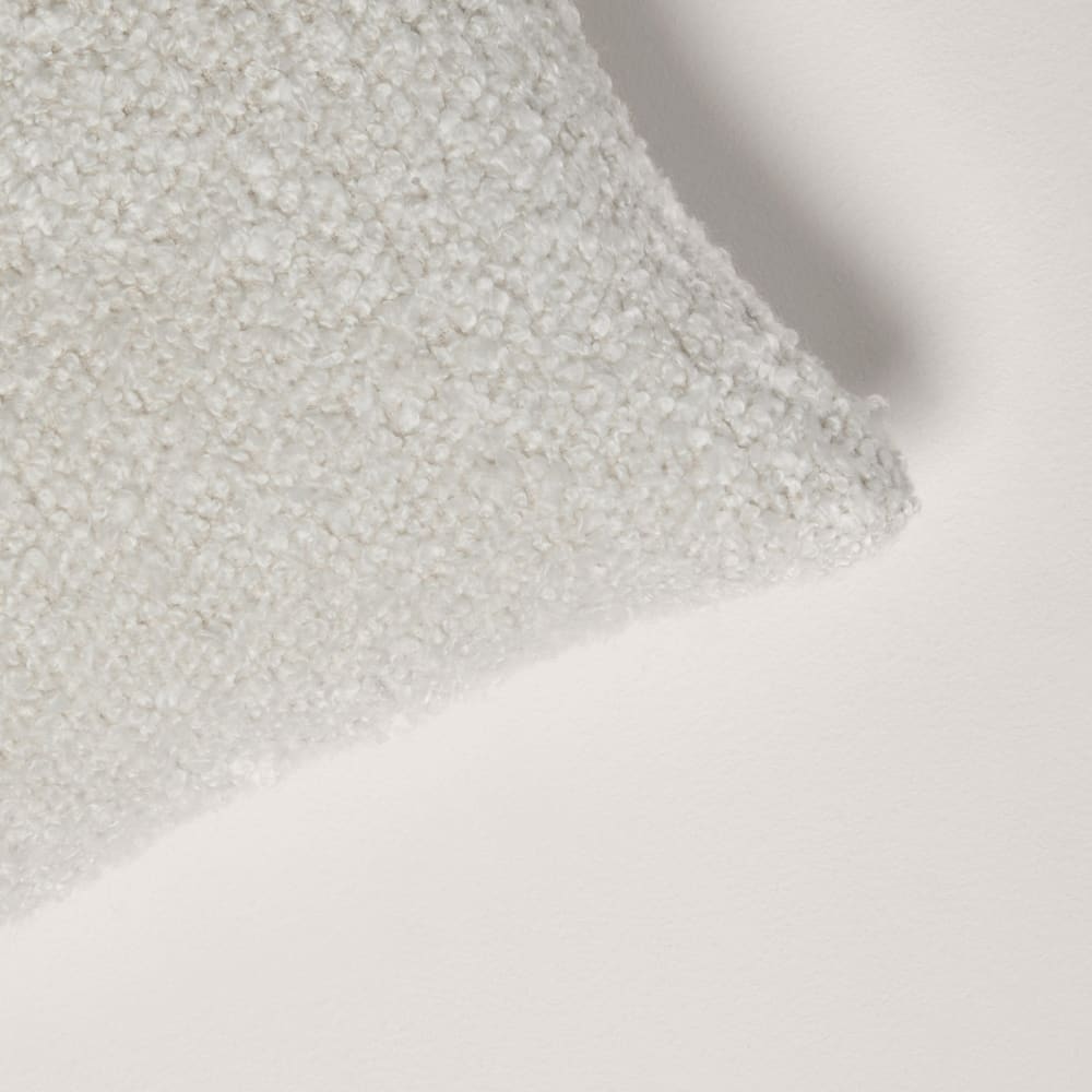 Housse de coussin en acrylique ecru 28x47 cm - Maisons du Monde