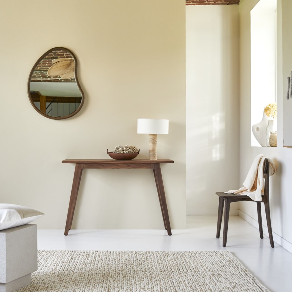 Tikamoon Konsole aus Nussbaum massiv style modern Braun Holz