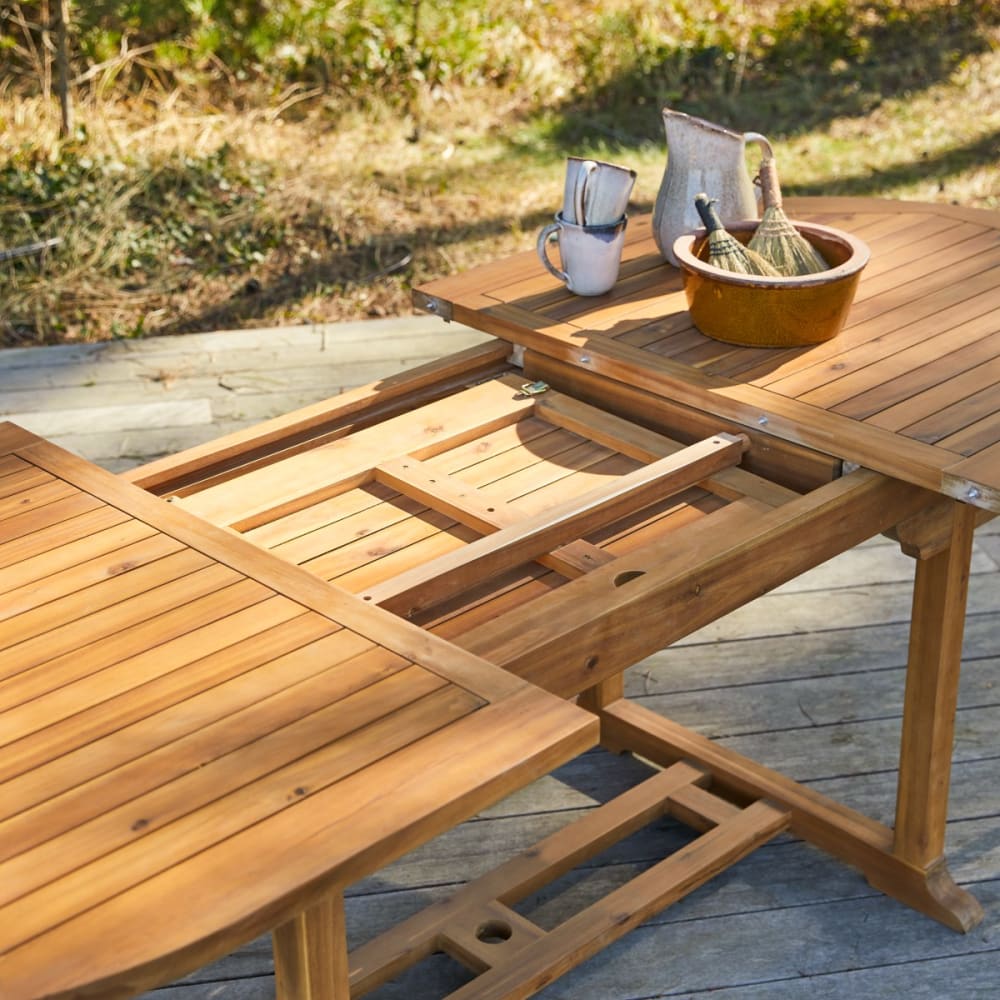Ovaler Outdoor Tisch ausziehbar aus massiver Akazie 8/10 Pers. -