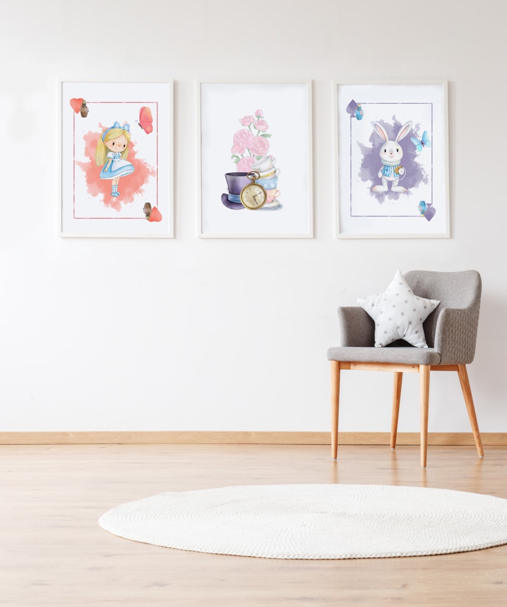 Pack encadré bois blanc impression lapin Alice lettre fleurs 43X33 cm