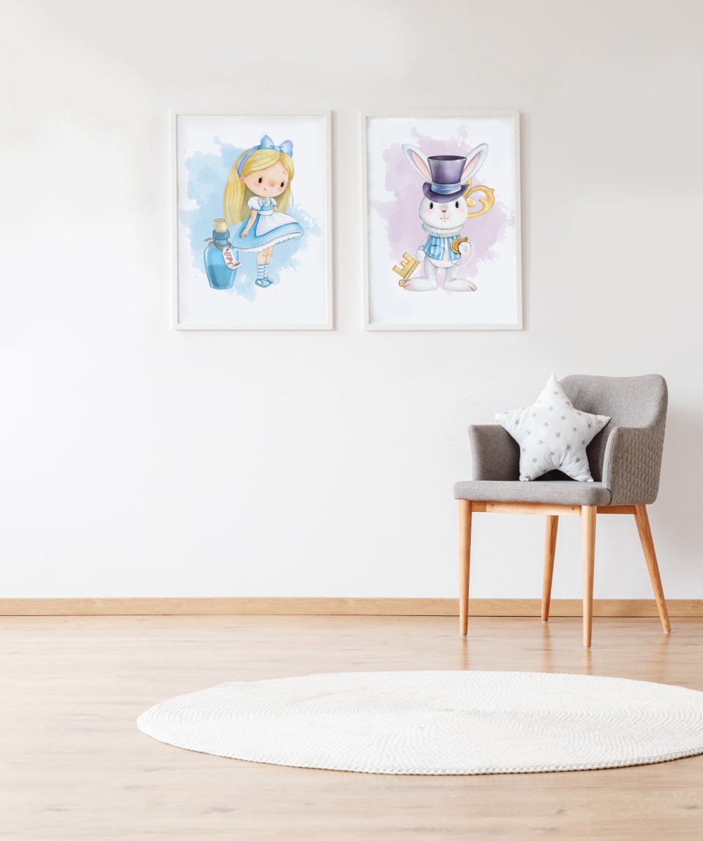 Alice Rabbit Wall Art Pack 5 con cornice in legno bianco 43X33 cm