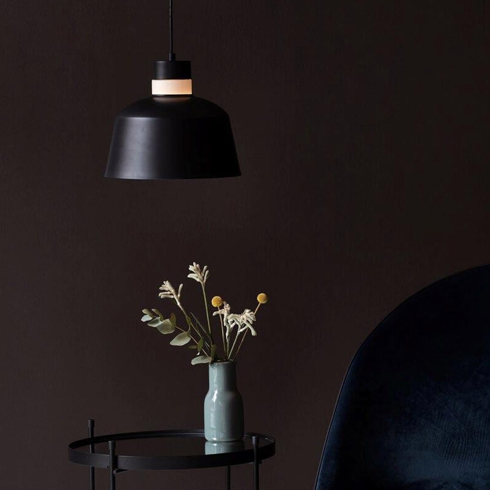 Lámpara colgante nórdico con pantalla de metal negro y esfera cristal - Maisons du Monde