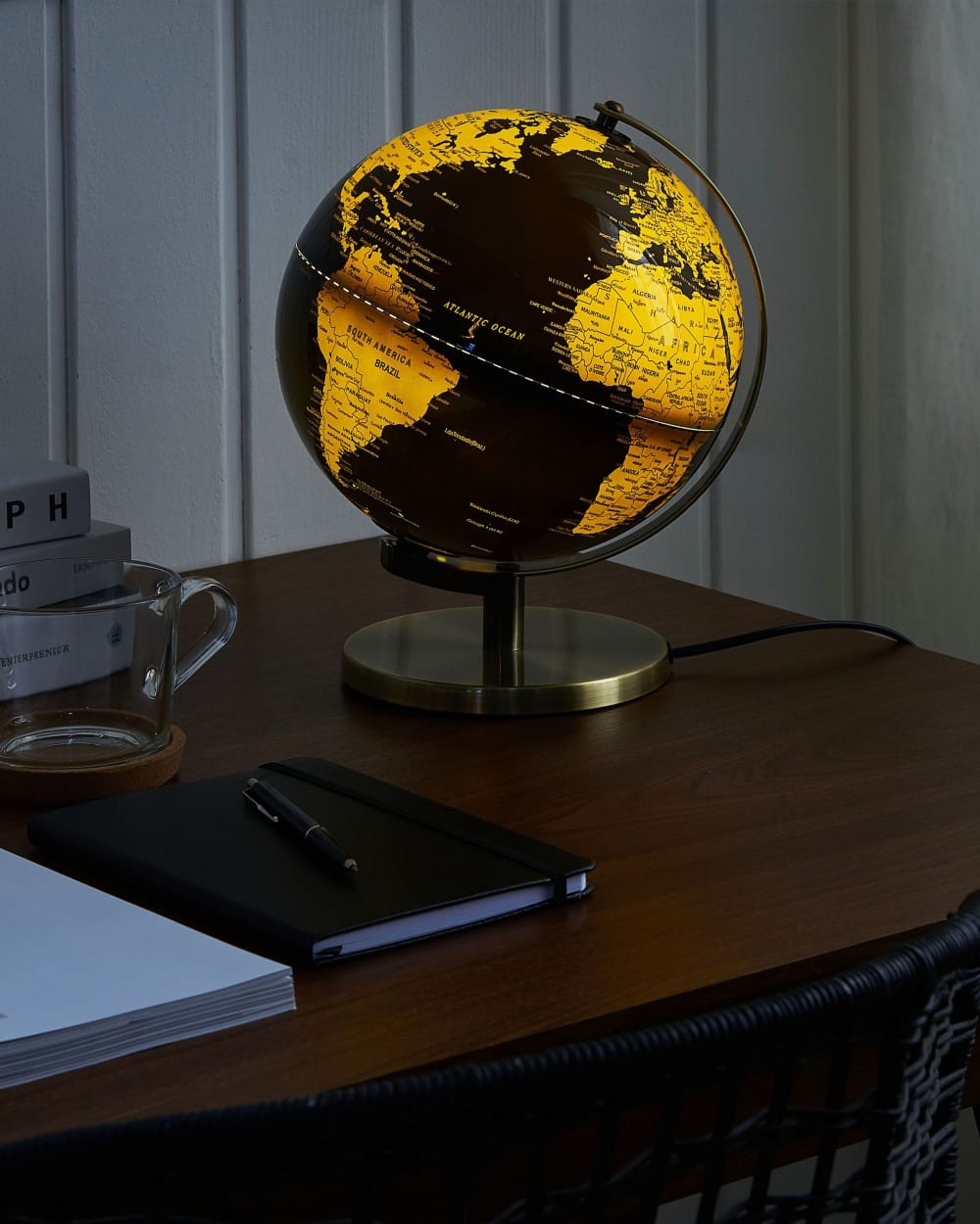 Globus aus Kunststoff 32cm, schwarz - Maisons Du Monde