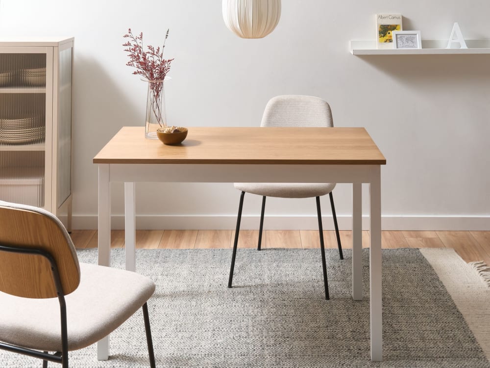 Beliani Esszimmertisch Gummibaumholz 4 Personen L115 style modern Weiß Spanplatte