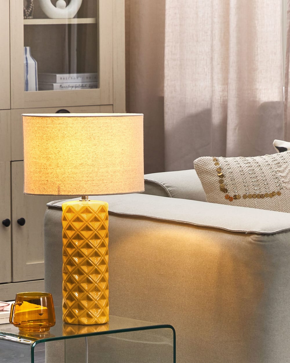 Lampe à poser céramique jaune — vue 3