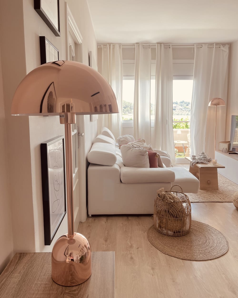 Lampe à poser métal cuivré — vue 3