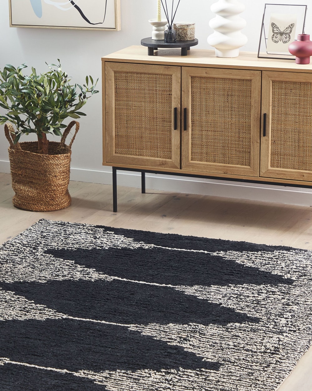 Kurzflor Teppich aus Stoff 200 x 140cm, schwarz - Maisons Du