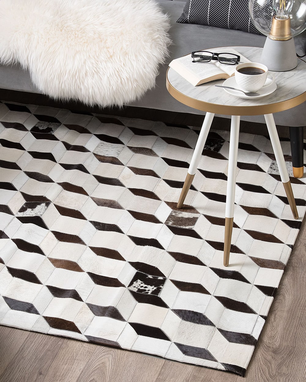 Patchwork Teppich aus Echtleder 200 x 140cm, beige - Maisons Du