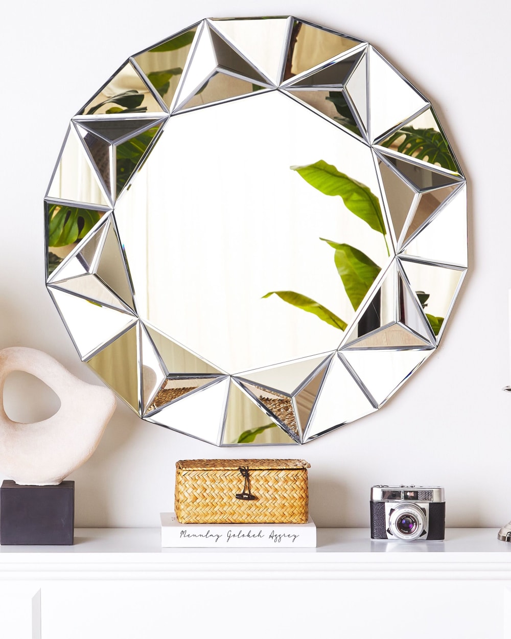 Beliani Wandspiegel aus Glas 70 x 70, silber style classic chic - Spanplatte