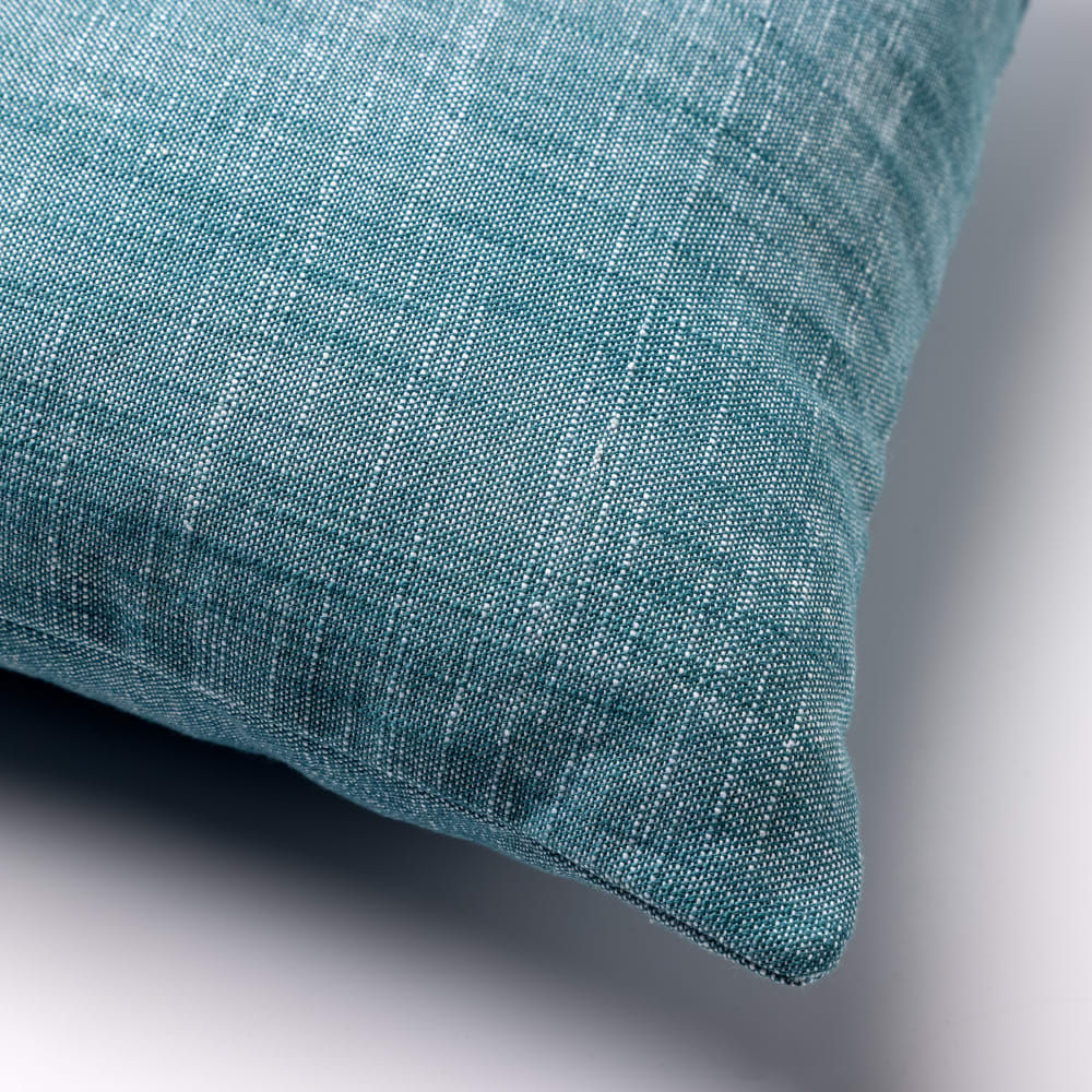 Housse de coussin bleu en coton 45x45 cm uni — vue 4