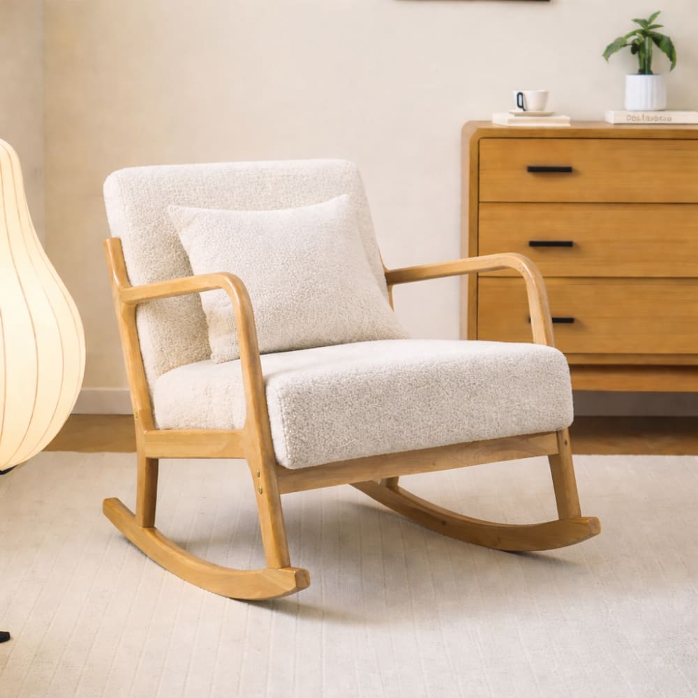Rocking chair en bois massif et bouclette blanche