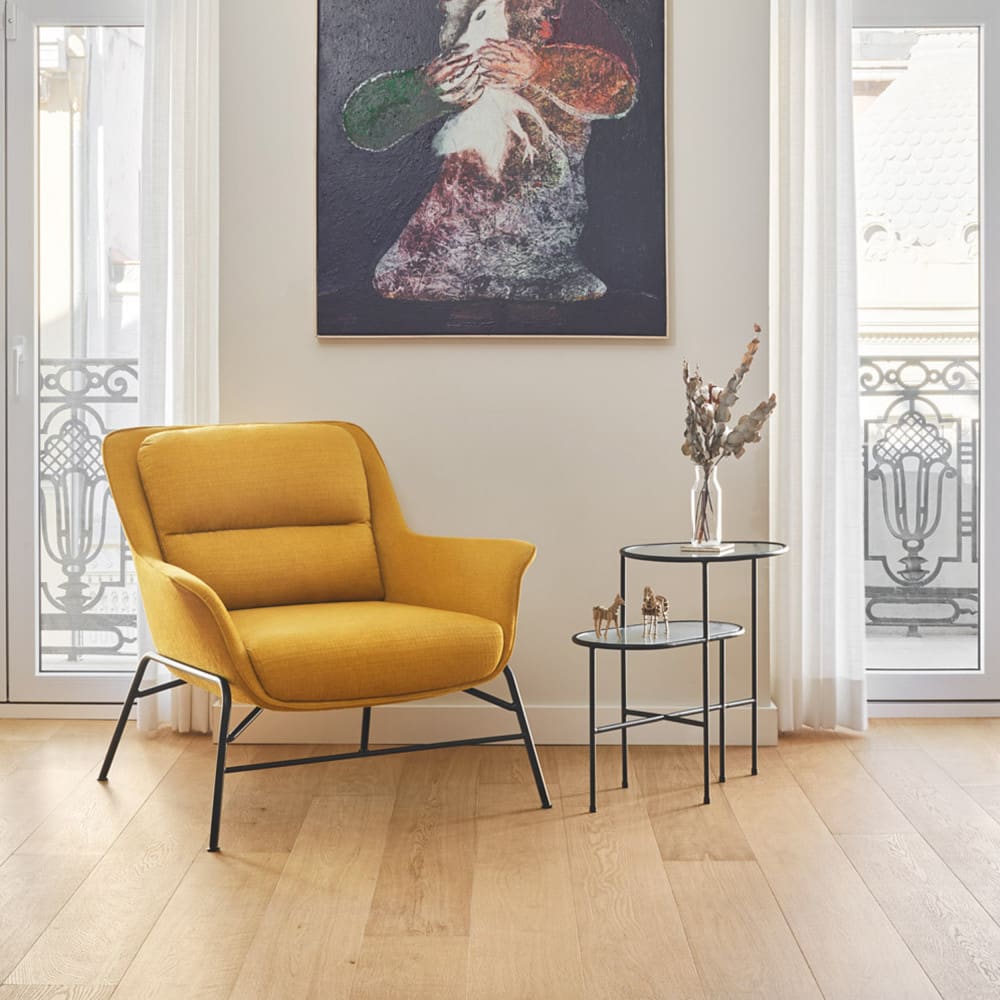 Table d'appoint effet gigogne en métal et verre noir