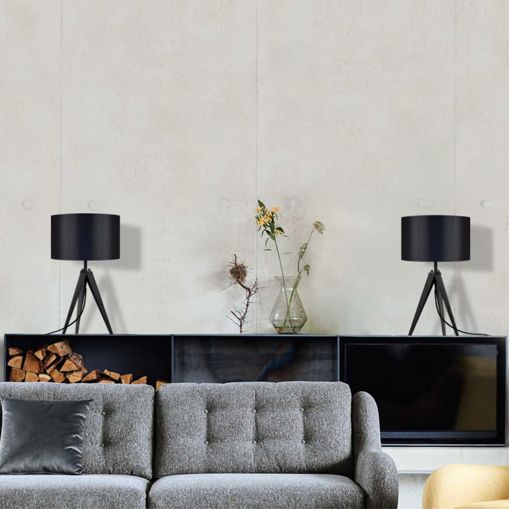 Lampe trepied bois noir abat-jour noir