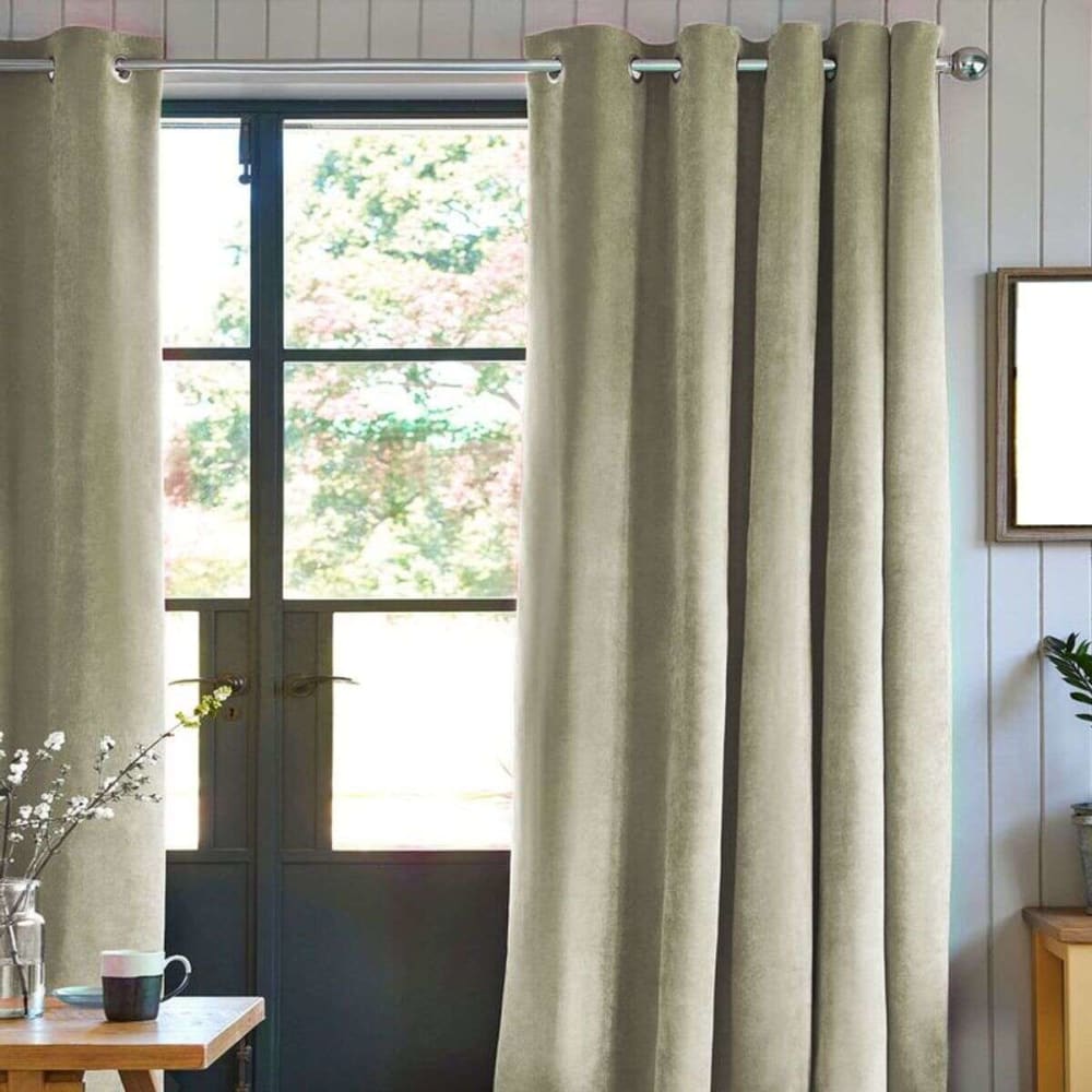 Rideau toucher velours beige clair 140x250