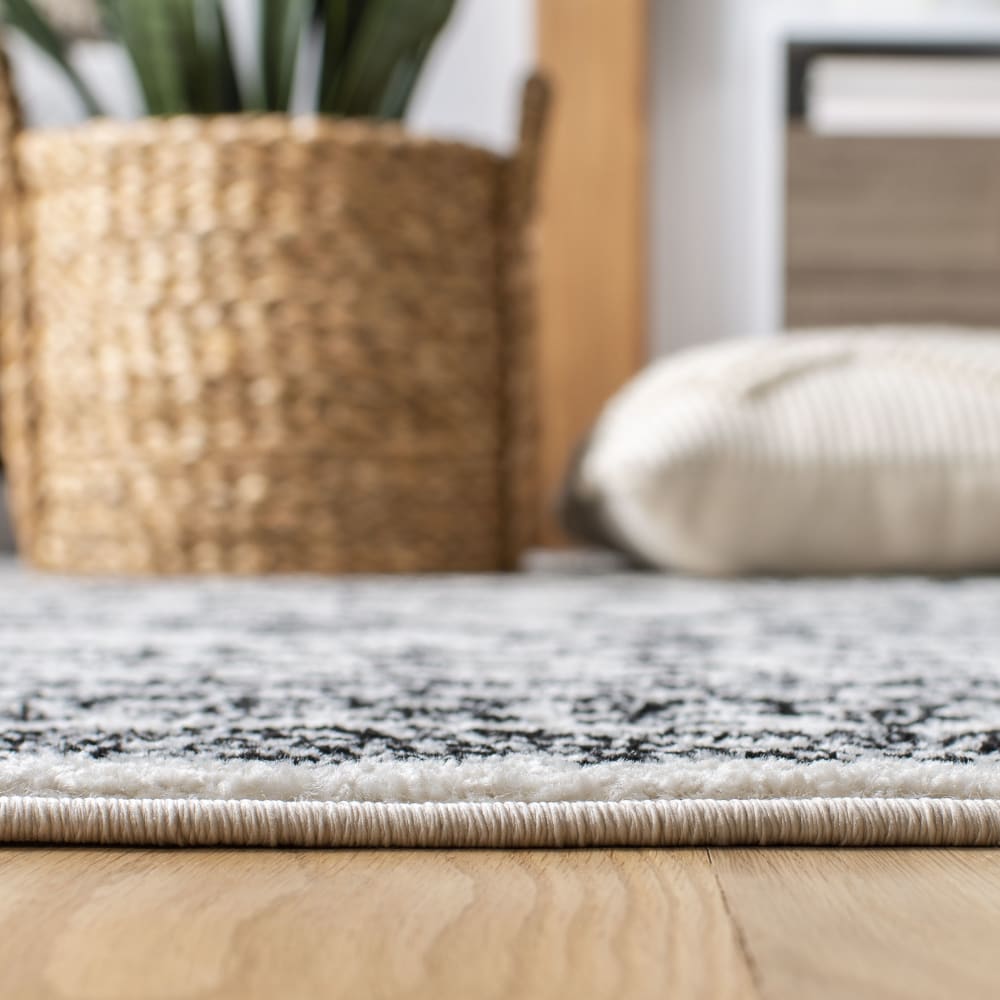 Tapis bohémien en polypropylène blanc/noir, 91 x 152 cm — vue 4