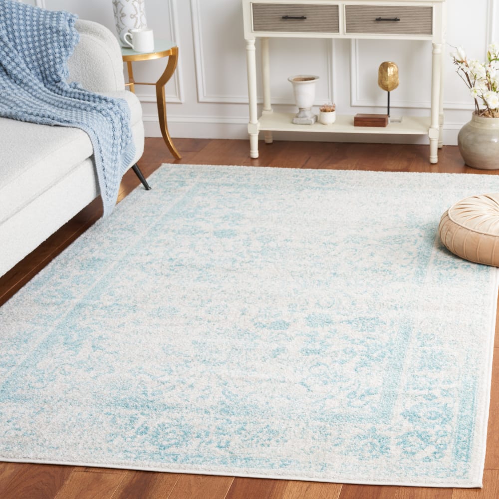 Tapis vintage patiné en polypropylène blanc/bleu, 122 x 183 cm — vue 3