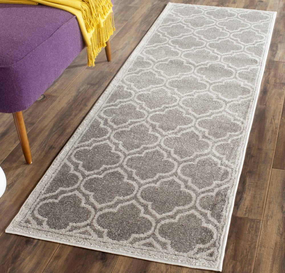 Tappeto traliccio in polipropilene grigio, 69 x 213 cm - Safavieh
