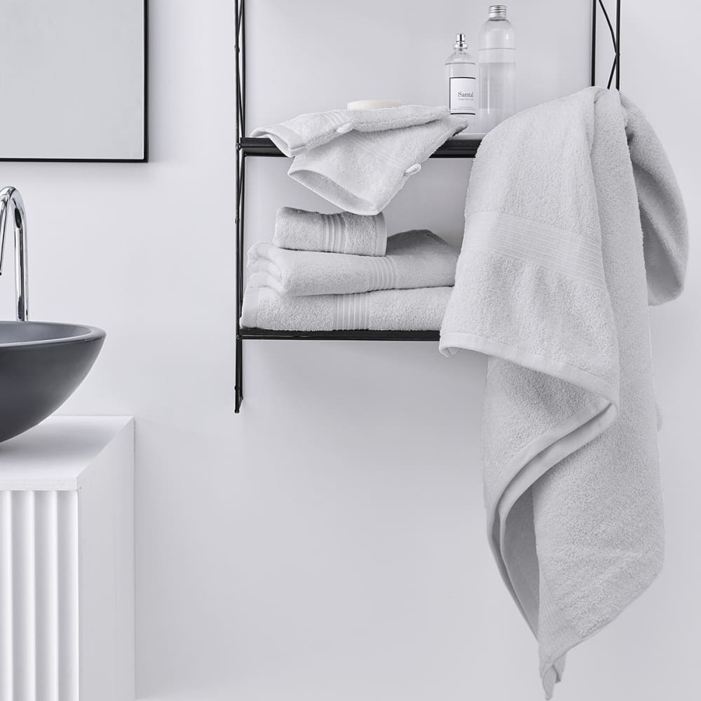 Tapis de bain uni 50x80 cm blanc - Maisons du Monde