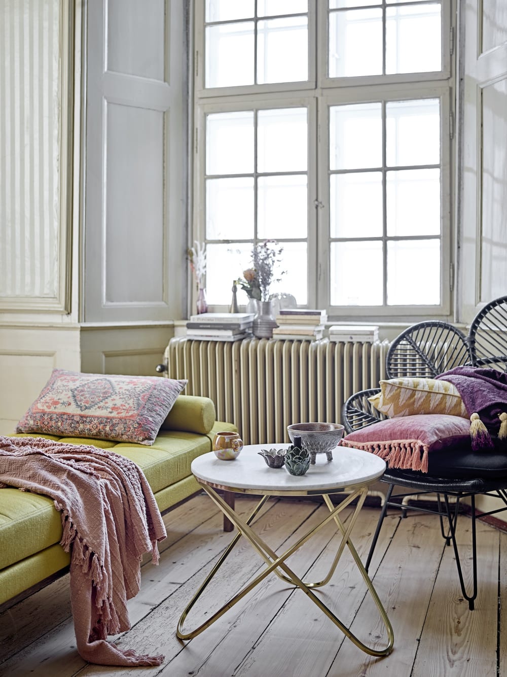 Vase en grès blanc h14.5 - Maisons du Monde