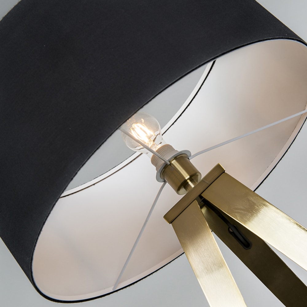 Lampadaire en acier noir — vue 3