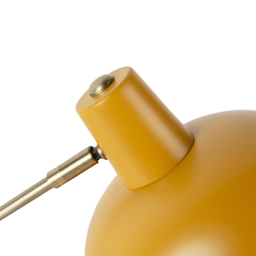 Lampe de table en métal jaune — vue 3