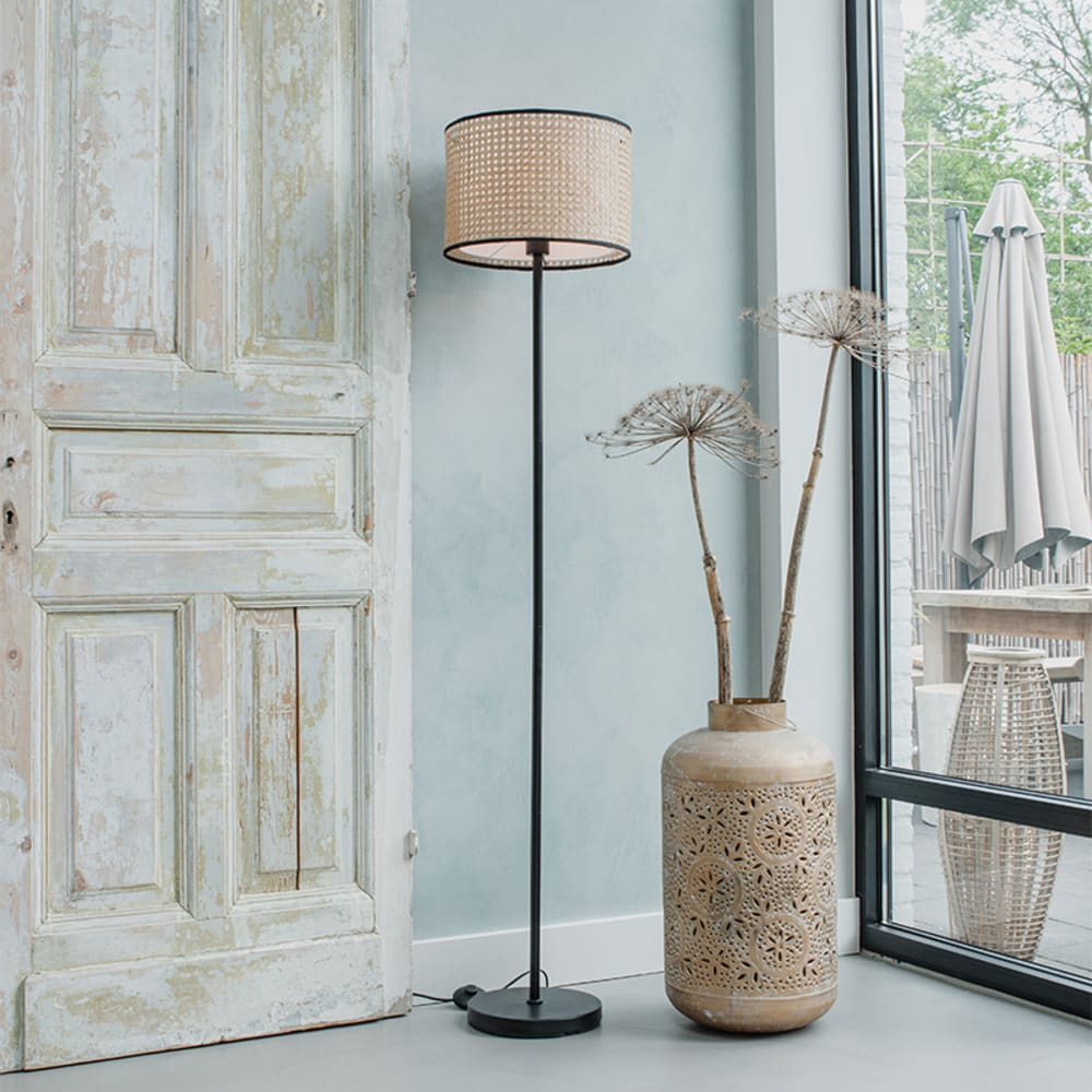 Lampadaire en rotin naturel — vue 3