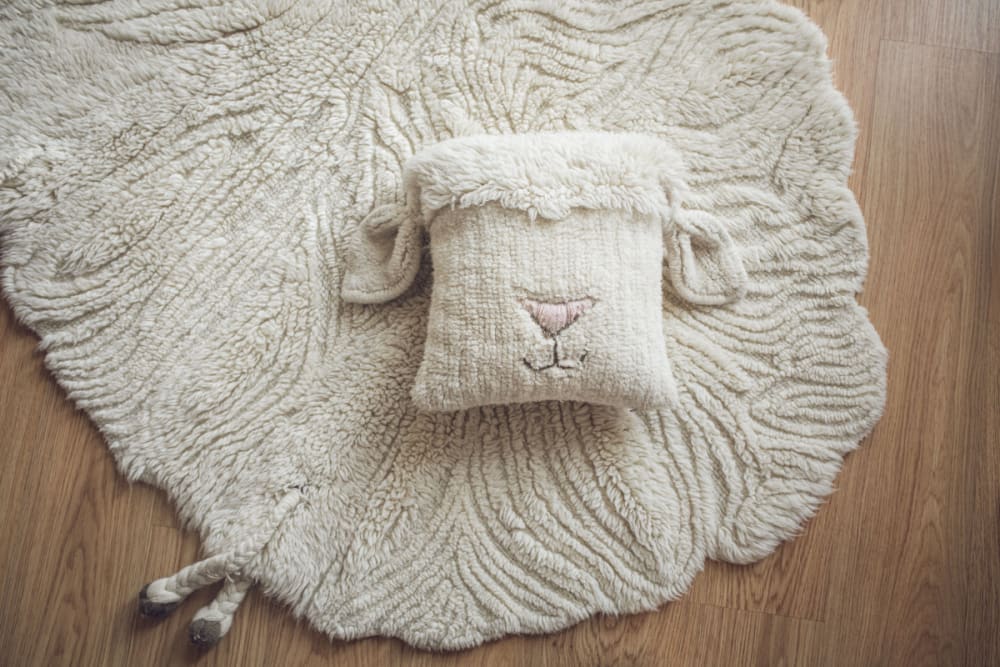 Cojin de oveja de lana blanco 35 x 35 - Maisons du Monde