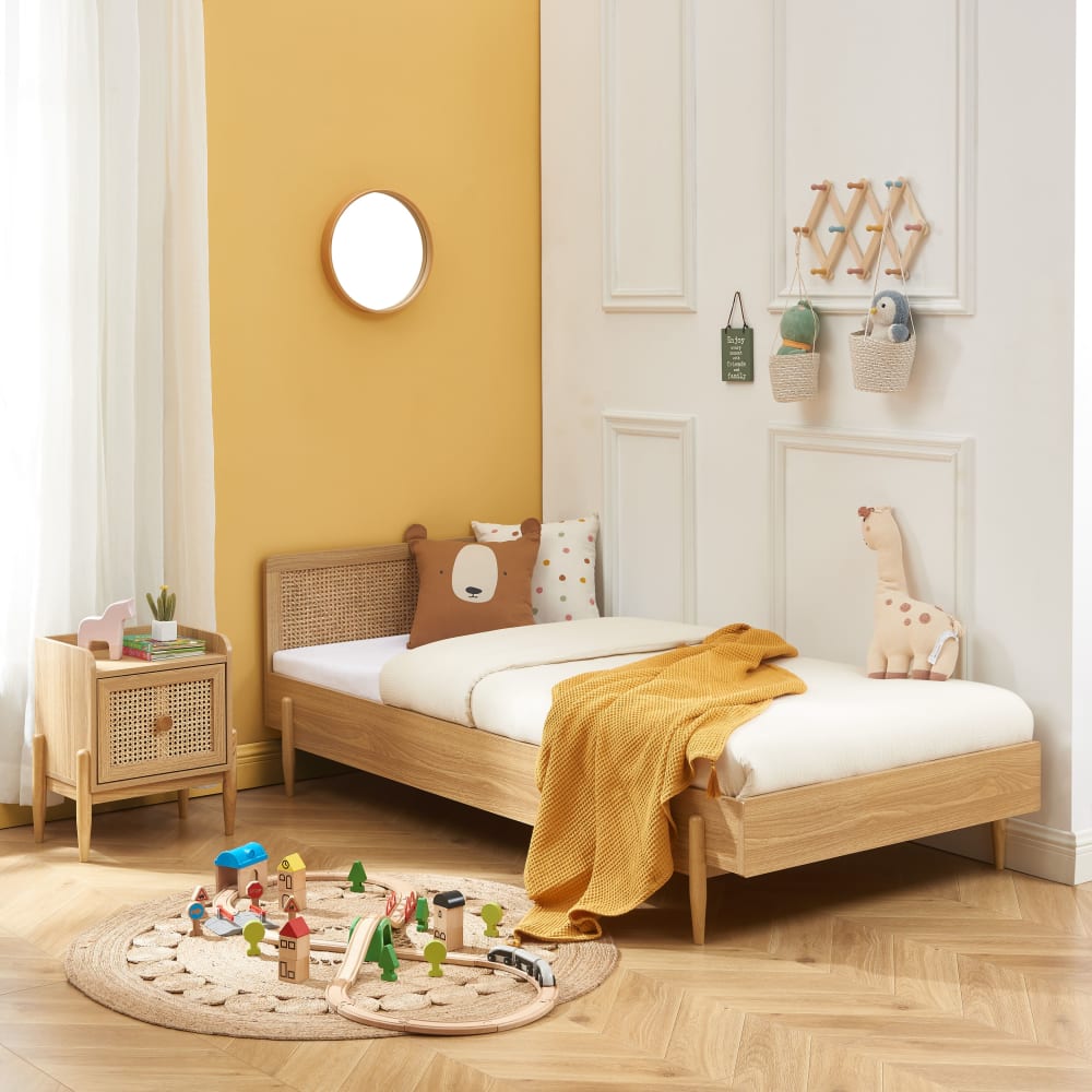 Lit enfant  cannage rotin et effet bois  90x190 sommier inclus (Baita) - Image 1