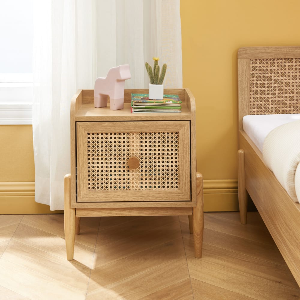 Table de chevet enfant cannage rotin et effet bois 1 tiroir