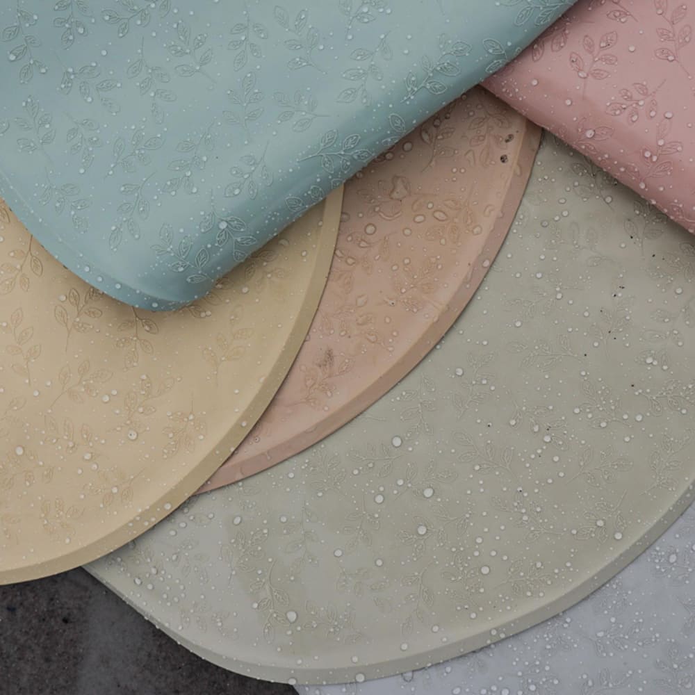 Tapis de bain en hévéa caramel — vue 3