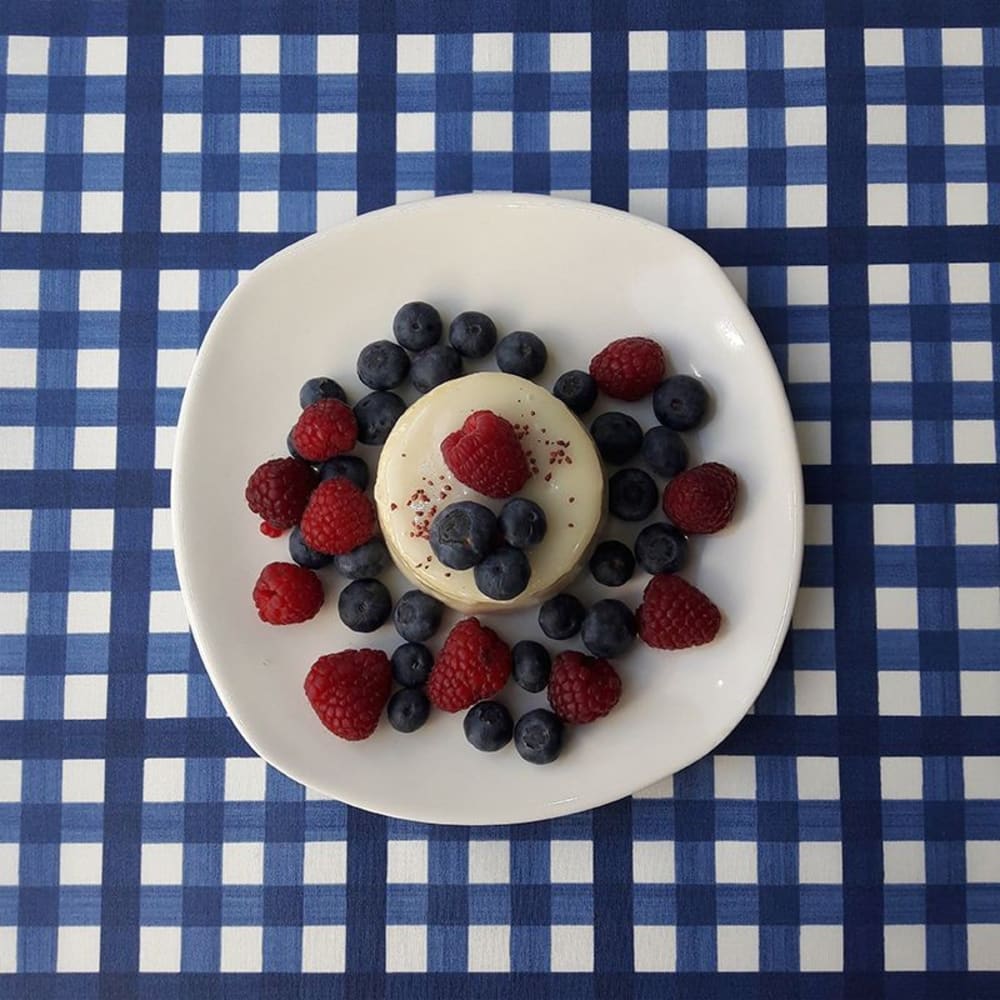 Nappe enduite coton blanche carrée 120 x 120 cm - Maisons du Monde