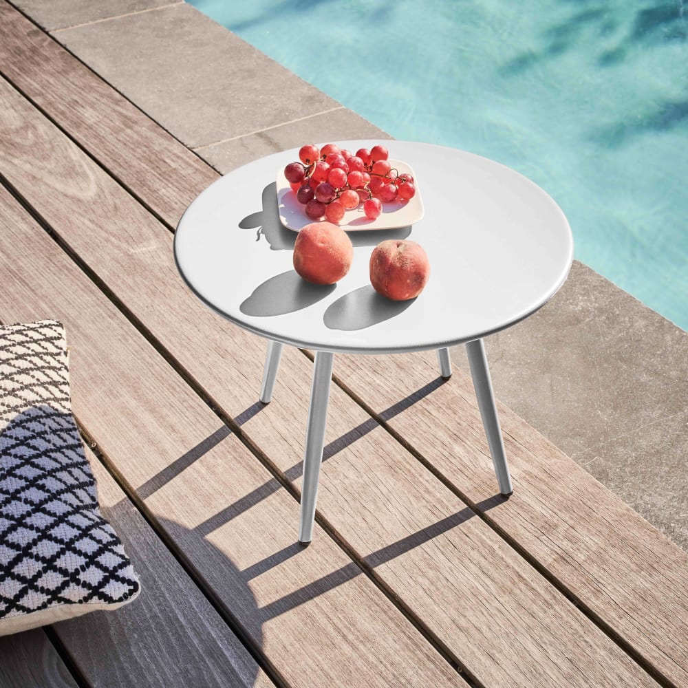 Table basse de jardin ronde en métal blanc 40 cm - Maisons du Monde