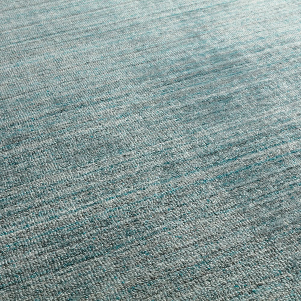 Tapis chenille rectangulaire imprimé nuancé bleu clair 120 x 170 cm - Maisons du Monde
