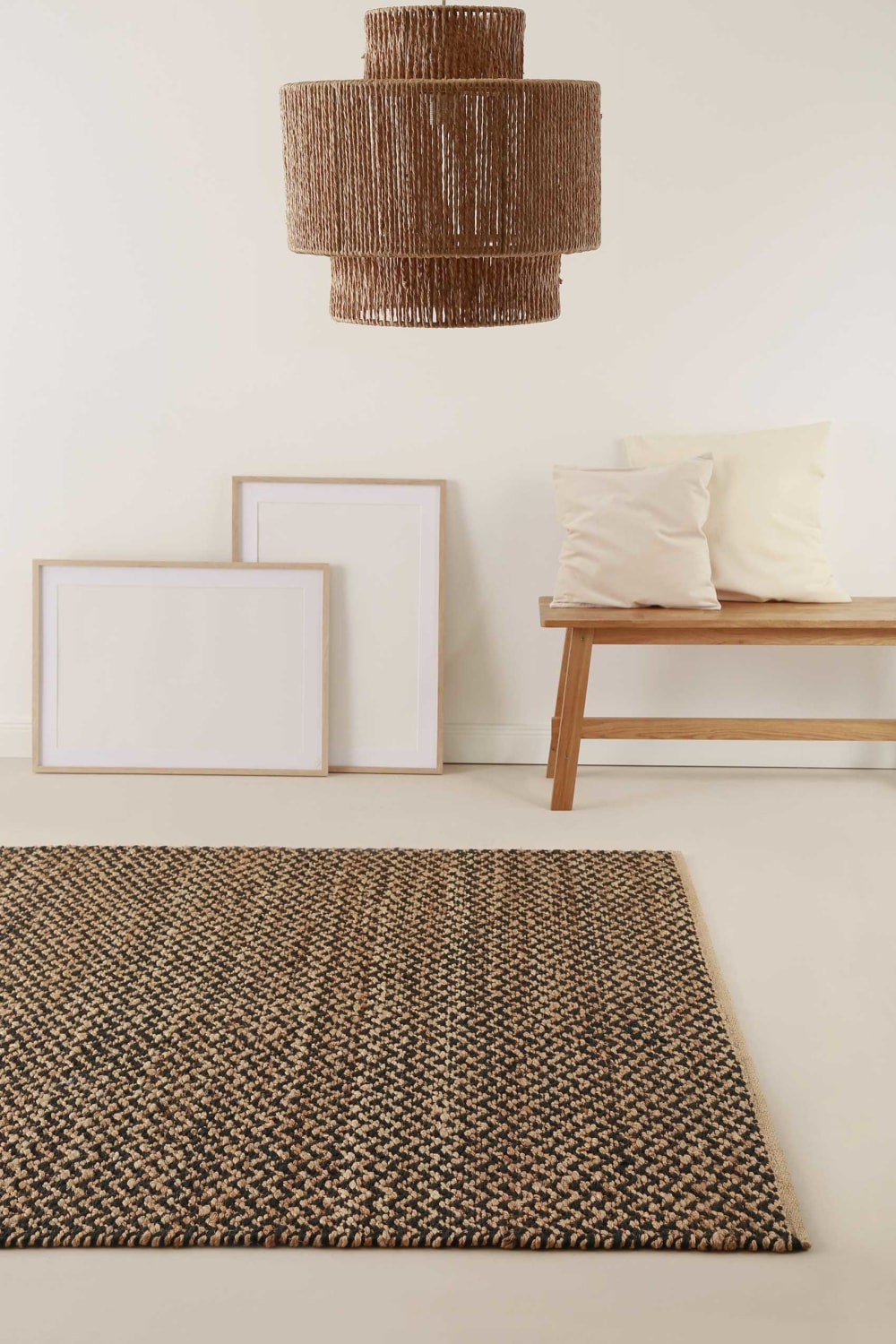 Tapis tissé main en laine et jute noir et naturel avec motif 130x190 — vue 3