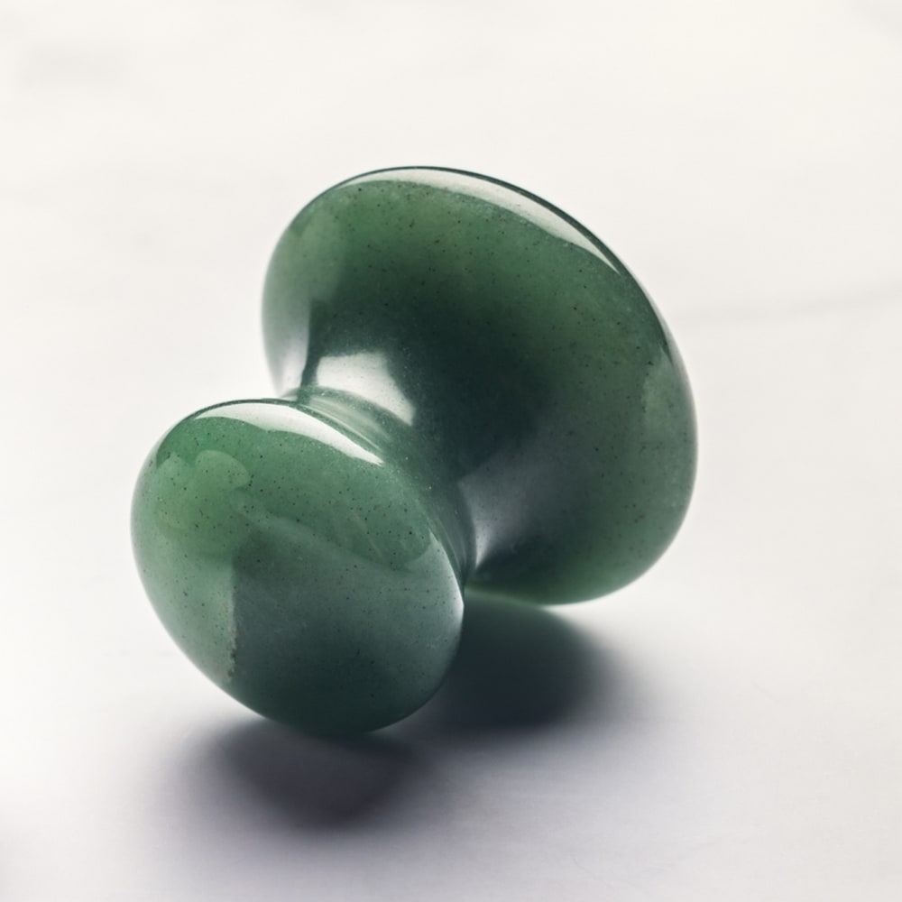 1 Piedra de Jade Verde GuaSha Champ - Sun & Sia