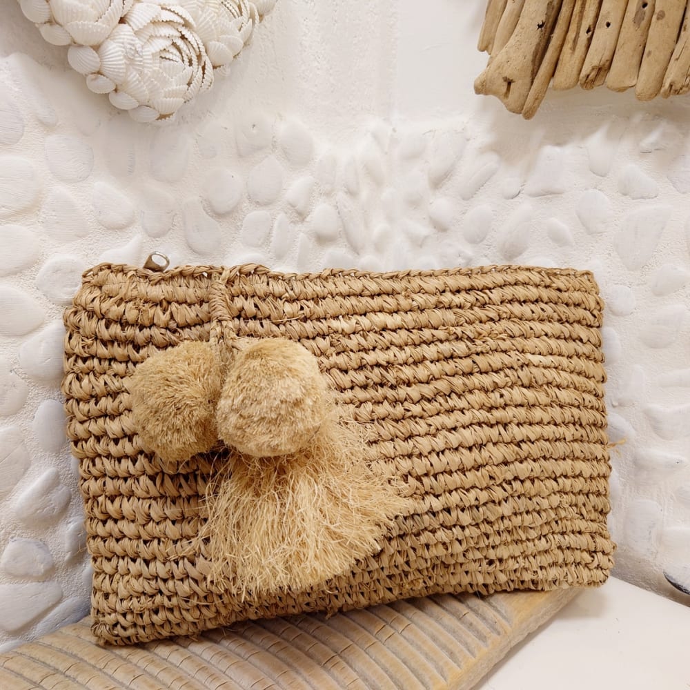 Embrague de rafia natural con borlas, beige - Maisons du Monde
