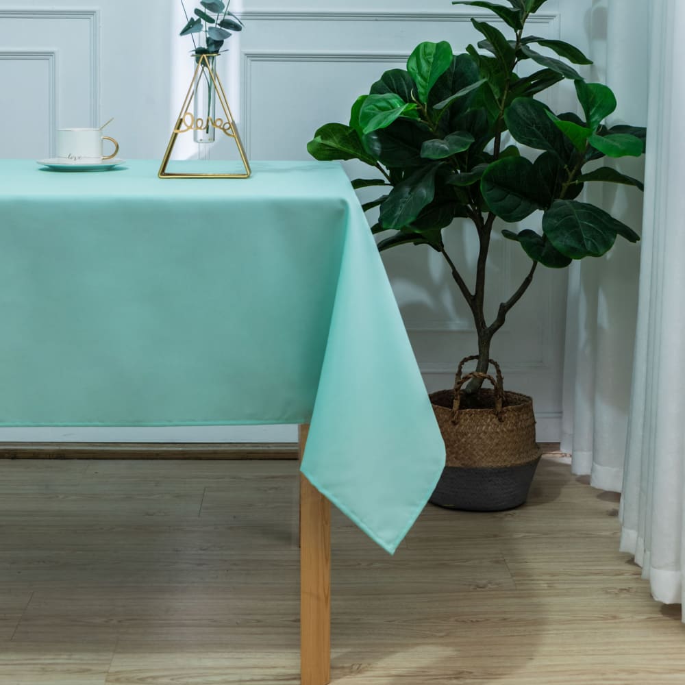 Nappe rectangulaire enduite et anti tache polyester vert menthe