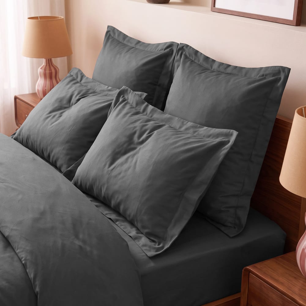 Drap housse satin de coton bonnet 40 cm anthracite 180x200 cm - Maisons du Monde