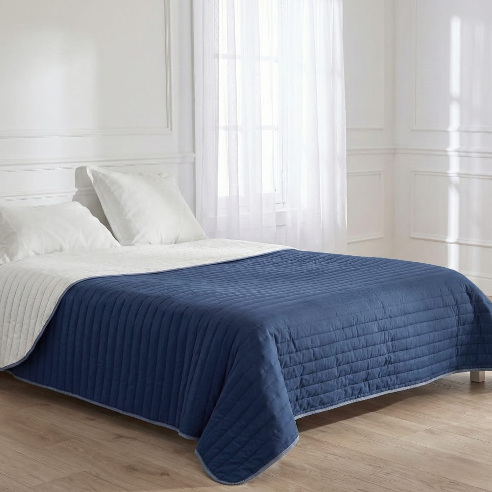 Happy Friday Tagesdecke aus 100 % Baumwolle 270x260 cm Dunkelblau style modern Öko-Tex Zertifikat - Baumwolle