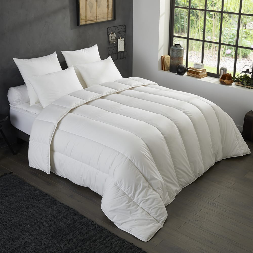 Couette - anti-acariens - tempérée 240x260 cm - Maisons du Monde